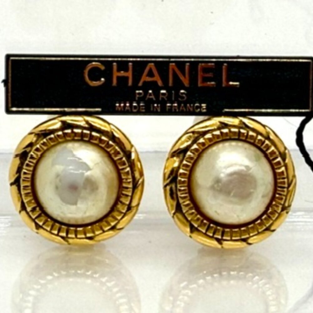 CHANEL Gold and Faux Pearl Clip Earrings